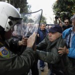 Grecia: se espera que desde mediados de 2014 comience a salir de la crisis