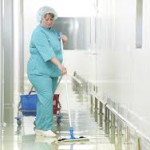 Denuncian negocios sucios en la limpieza hospitalaria