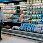 Los nuevos aumentos autorizados por el gobierno de Macri llevarán el piso de la inflación para 2019 al 54%