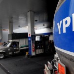 Marcha atrás con el aumento del 5% de las naftas de YPF