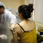 Sputnik V: Rusia empezó a vacunar contra el coronavirus y abrió 70 centros especiales