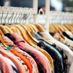 Acuerdo para rebajar los precios de ropa un 30%